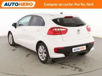 Usado Kia Rio 86 CV (63 kW) 2016 Blanco Utilitario