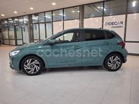 Nuevo Hyundai i20 100 CV (73 kW) 2025 Verde Berlina