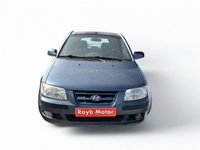 Usado Hyundai Matrix GLS 110 CV (80 kW) 2002 Blanco Monovolumen