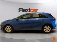 Usado Kia Ceed 136 CV (100 kW) 2023 Azul Utilitario