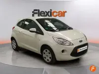 Usado Ford Ka Trend+ 69 CV (50 kW) 2016 Blanco Utilitario