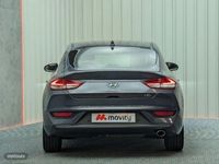 Usado Hyundai i30 Style 136 CV (100 kW) 2018 Gris / plata Berlina