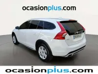 Usado Volvo V60 CC Momentum 150 CV (110 kW) 2018 Blanco Familiar
