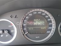 Usado Mercedes C200 136 CV (100 kW) 2011 Negro Familiar
