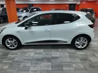 Usado Renault Clio LIMITED 90 CV (66 kW) 2017 Blanco Utilitario