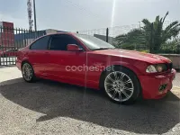 Usado BMW 318 118 CV (86 kW) 2001 Rojo Coupe