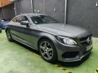 Usado Mercedes C220 AMG line 170 CV (125 kW) 2016 Gris Coupe