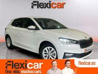 Usado Skoda Fabia Selection 95 CV (69 kW) 2024 Blanco Berlina