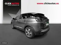 Usado Peugeot 3008 Allure 130 CV (95 kW) 2022 Gris SUV