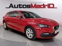 Usado Seat Leon Style 111 CV (81 kW) 2021 Rojo Berlina