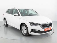 Usado Skoda Scala Ambition 95 CV (69 kW) 2023 Blanco Utilitario