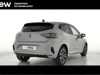 Usado Renault Clio V Techno 100 CV (73 kW) 2025 Gris Berlina