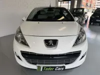 Usado Peugeot 207 CC 120 CV (88 kW) 2013 Blanco Descapotable