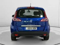Usado Renault Scénic 110 CV (80 kW) 2011 Azul Monovolumen