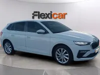 Usado Skoda Scala Selection 116 CV (85 kW) 2024 Blanco Utilitario