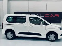 Usado Opel Combo Life Edition 102 CV (75 kW) 2022 Blanco Monovolumen
