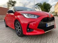 Usado Toyota Yaris Hybrid Edition 116 CV (85 kW) 2021 Rojo Berlina