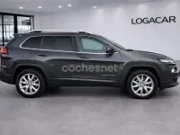 Usado Jeep Cherokee Limited 140 CV (102 kW) 2016 Gris / plata SUV