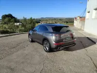 Usado DS Automobiles DS7 Crossback Rivoli 226 CV (166 kW) 2022 Gris SUV