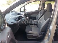Usado Ford Tourneo Courier Ambiente 95 CV (69 kW) 2015 Beige Monovolumen