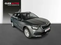 Usado Skoda Kamiq Ambition 95 CV (69 kW) 2024 Gris SUV