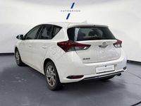Begagnad Toyota Auris Business Edition 116 HK (85 kW) 2018 Vit Halvkombi