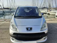 Usado Peugeot 1007 75 CV (55 kW) 2005 Gris / plata Monovolumen