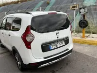 Usado Dacia Lodgy 115 CV (84 kW) 2019 Blanco Monovolumen