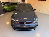 Usado VW Golf VII GTI Clubsport 265 CV (194 kW) 2017 Gris / plata Berlina