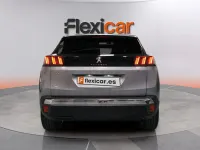 Usado Peugeot 3008 Allure 136 CV (100 kW) 2024 Gris SUV