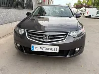 Usado Honda Accord Executive 201 CV (147 kW) 2009 Gris / plata Berlina