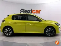 Usado Peugeot 208 Allure 101 CV (74 kW) 2025 Amarillo Utilitario