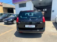 Usado Peugeot 5008 Style 120 HP (88 kW) 2016 Preto Monovolume