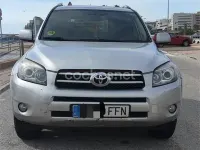 Usado Toyota RAV4 Premium 177 CV (130 kW) 2006 Gris / plata SUV