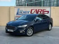 Usado Ford Mondeo Titanium 186 CV (136 kW) 2021 Azul Berlina