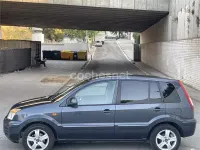 Usado Ford Fusion 68 CV (50 kW) 2010 Gris / plata Utilitario
