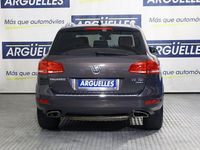 Usado VW Touareg 245 CV (180 kW) 2011 Gris / plata SUV
