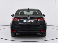 Usado Toyota Corolla Style 140 CV (102 kW) 2023 Blanco Berlina