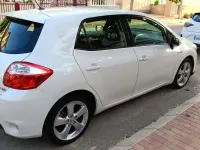 Usado Toyota Auris Hybrid Advance 136 CV (100 kW) 2010 Blanco Utilitario