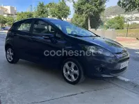 Usado Ford Fiesta Trend 82 CV (60 kW) 2011 Azul Berlina