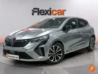Usado Renault Clio Techno 90 CV (66 kW) 2025 Gris Utilitario