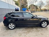Usado BMW 118 122 CV (89 kW) 2008 Negro Utilitario