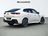 Usado BMW iX2 Luxury Line 150 kW (204 CV) 2025 SUV