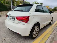 Usado Audi A1 Ambition 122 CV (89 kW) 2012 Blanco Utilitario