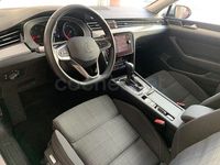 Usado VW Passat Executive 150 CV (110 kW) 2021 Gris / plata Familiar