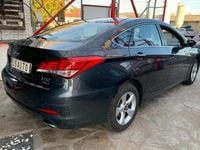 Usado Hyundai i40 116 CV (85 kW) 2014 Gris Berlina