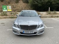 Usado Mercedes E220 Avantgarde 170 CV (125 kW) 2011 Gris / plata Berlina