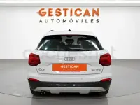 Usado Audi Q2 Design 116 CV (85 kW) 2020 Blanco SUV