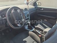 Usado Ford Focus Sport 136 CV (100 kW) 2005 Gris / plata Berlina