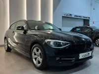 Usado BMW 118 Sport Line 150 CV (110 kW) 2016 Negro Utilitario